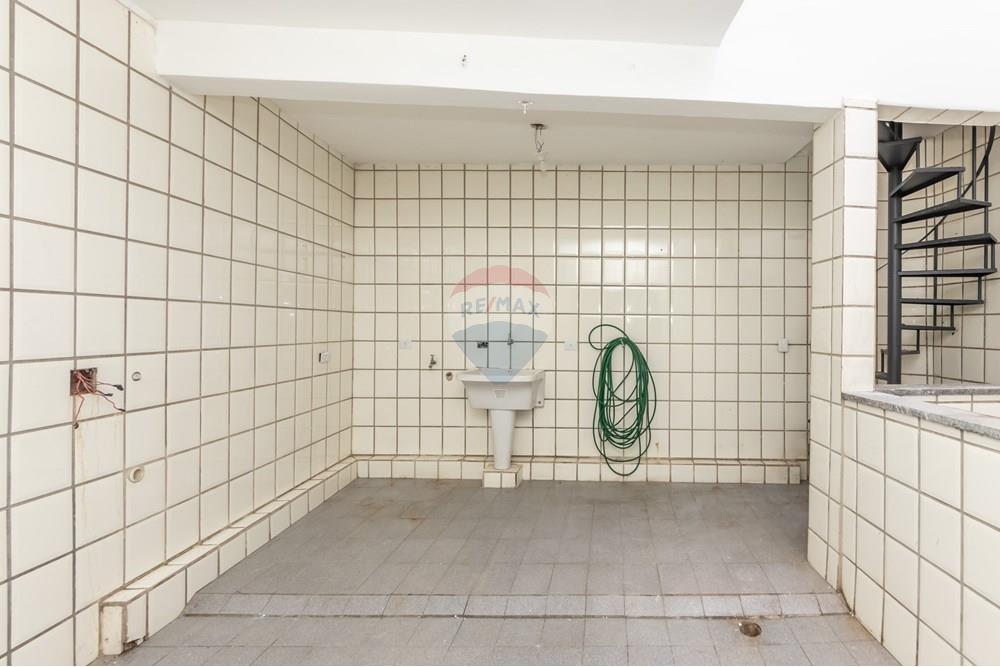 Casa, 3 quartos, 275 m² - Foto 31