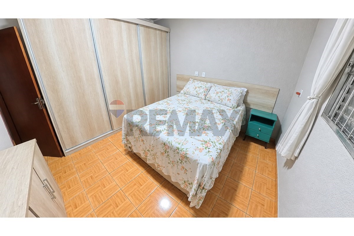 Casa, 3 quartos, 185 m² - Foto 3