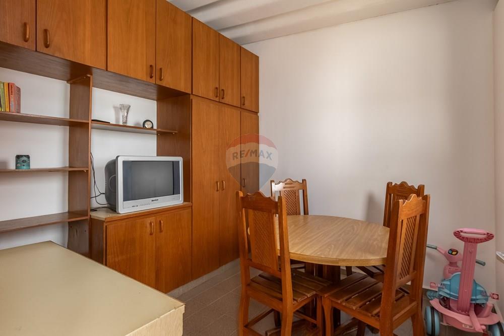 Casa, 3 quartos, 228 m² - Foto 16