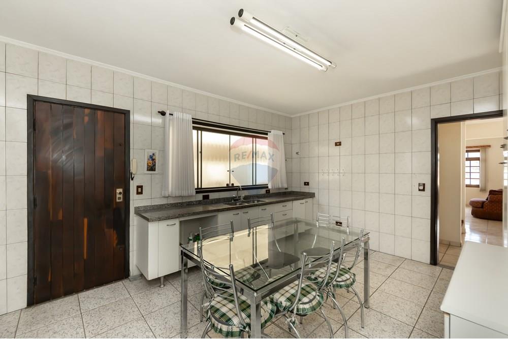 Casa, 5 quartos, 263 m² - Foto 10