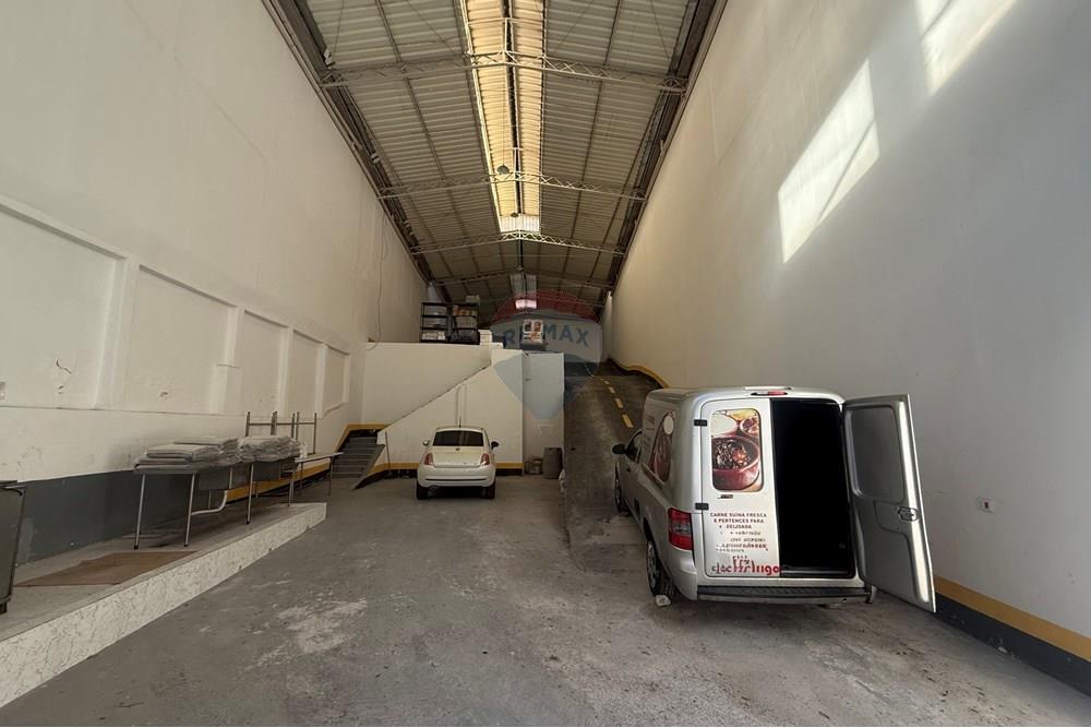 Depósito-Galpão, 454 m² - Foto 1