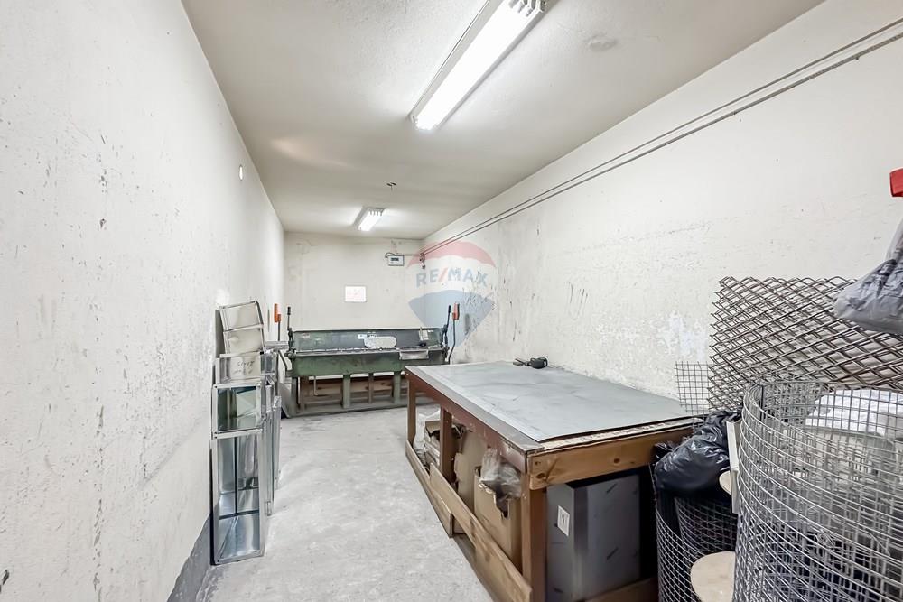 Depósito-Galpão, 257 m² - Foto 11