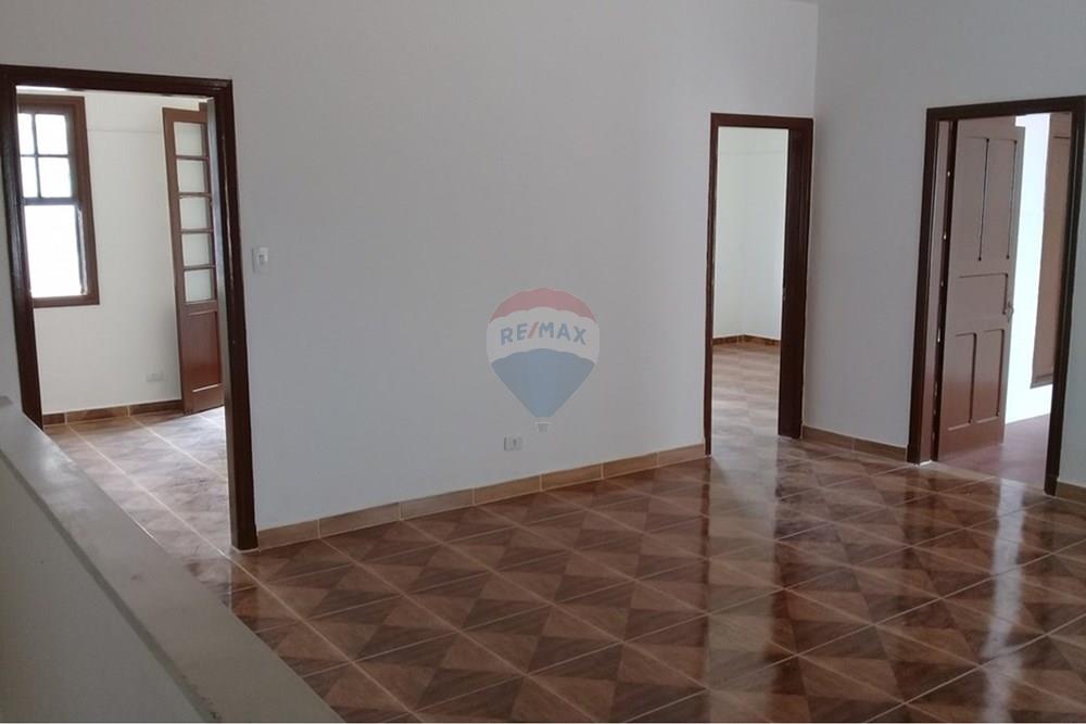 Sobrado, 5 quartos, 324 m² - Foto 1