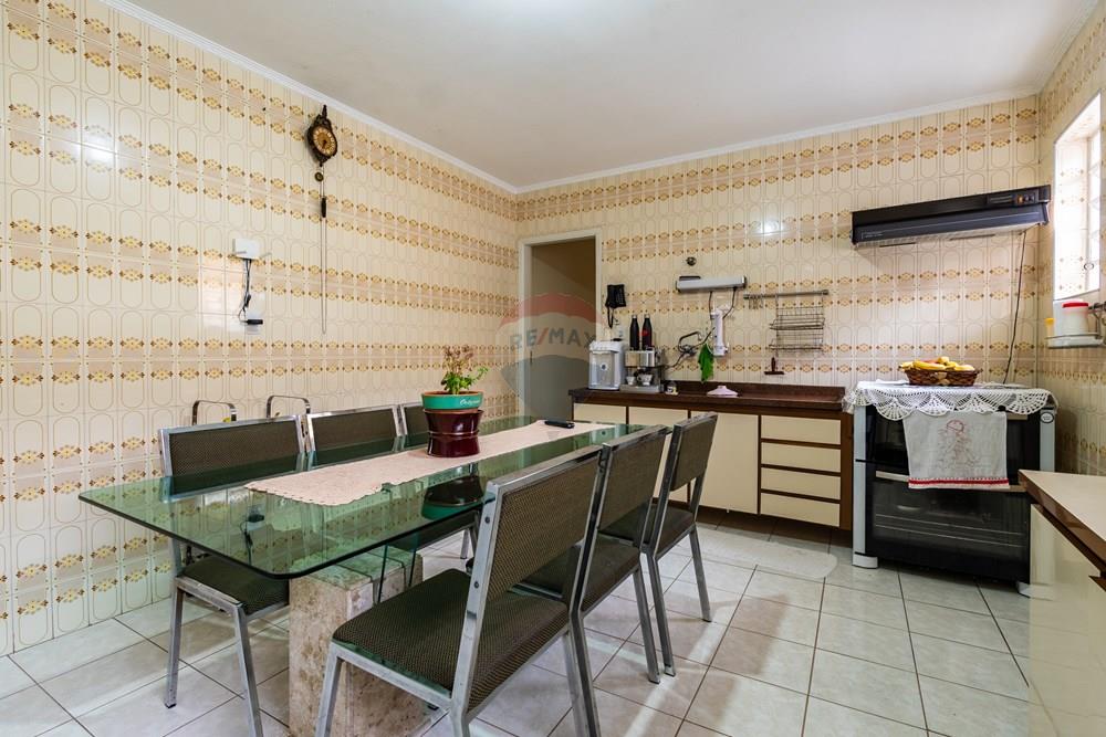 Casa, 3 quartos, 243 m² - Foto 28