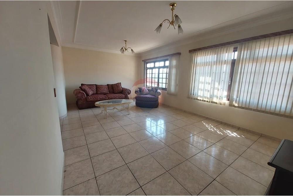 Casa, 5 quartos, 263 m² - Foto 9
