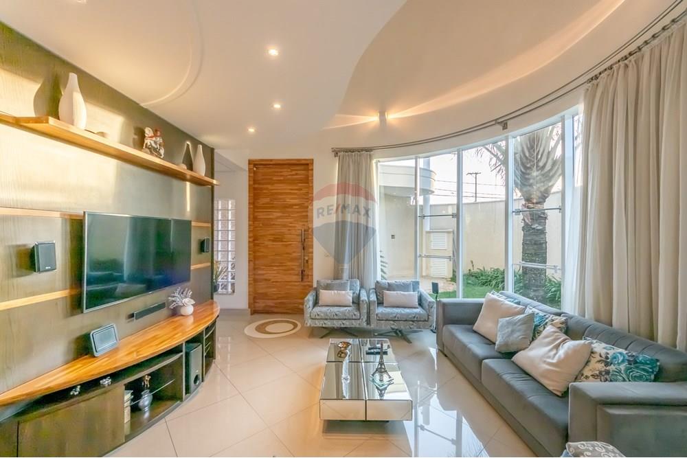 Sobrado, 3 quartos, 672 m² - Foto 6