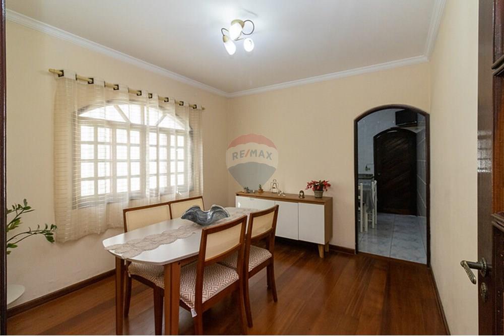 Casa, 3 quartos, 149 m² - Foto 2