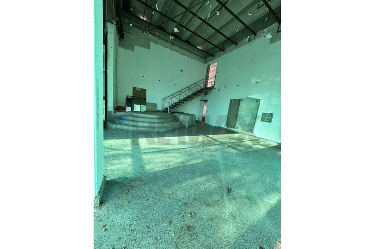 Prédio Inteiro - Foto 6