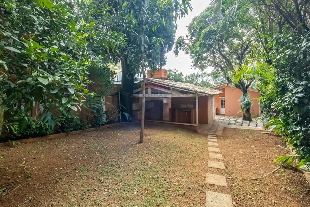 Casa, 4 quartos, 250 m² - Foto 32