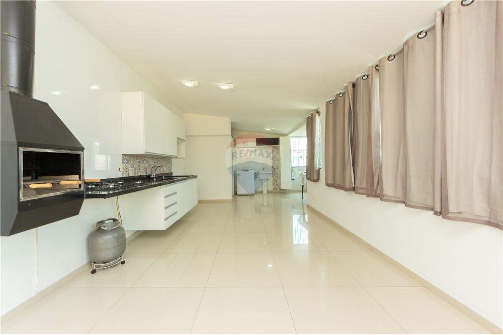 Sobrado, 3 quartos, 240 m² - Foto 1