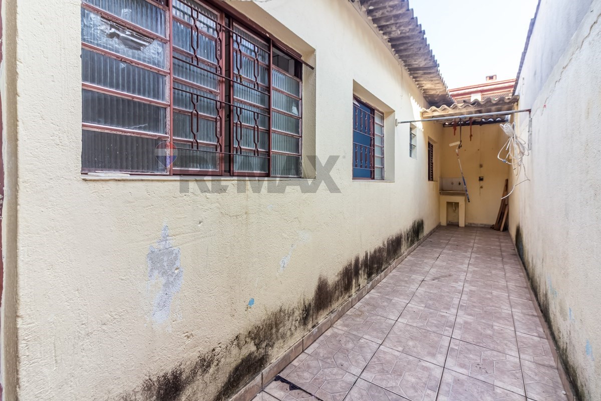 Casa, 4 quartos, 250 m² - Foto 33