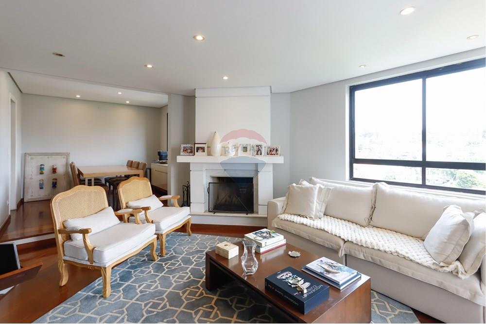 Apartamento, 3 quartos, 130 m² - Foto 8