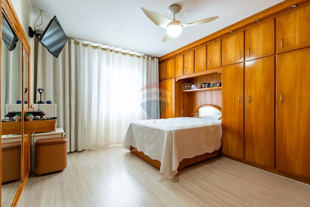 Casa, 3 quartos, 243 m² - Foto 70