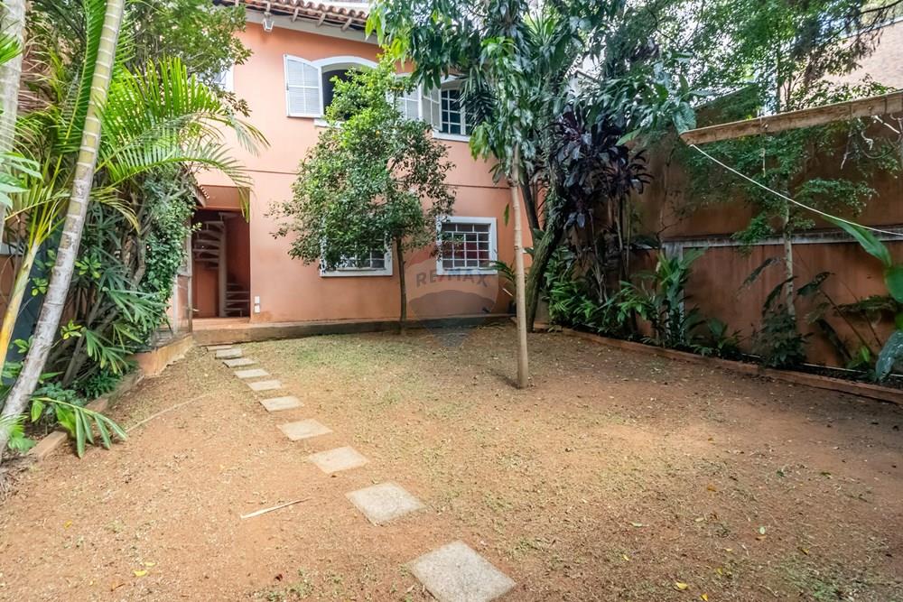 Casa, 4 quartos, 250 m² - Foto 23