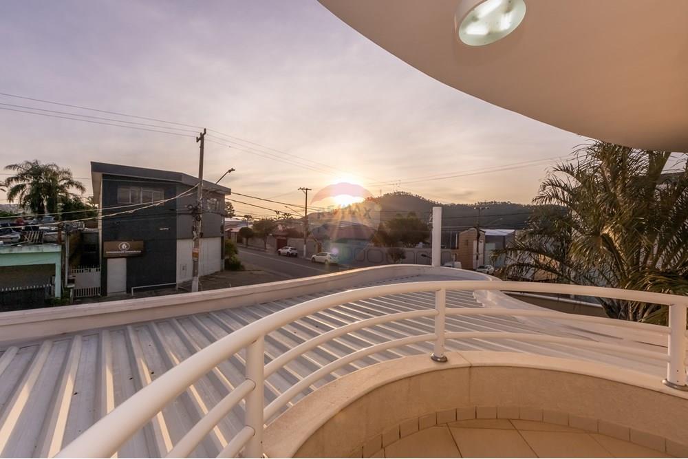 Sobrado, 3 quartos, 672 m² - Foto 36