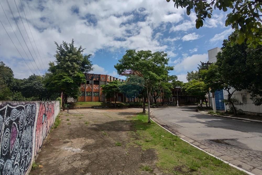 Loteamento e Condomínio, 4628 m² - Foto 9