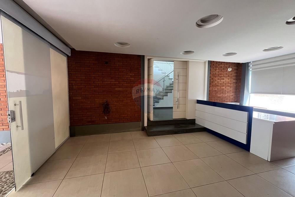 Casa, 4 quartos, 412 m² - Foto 1