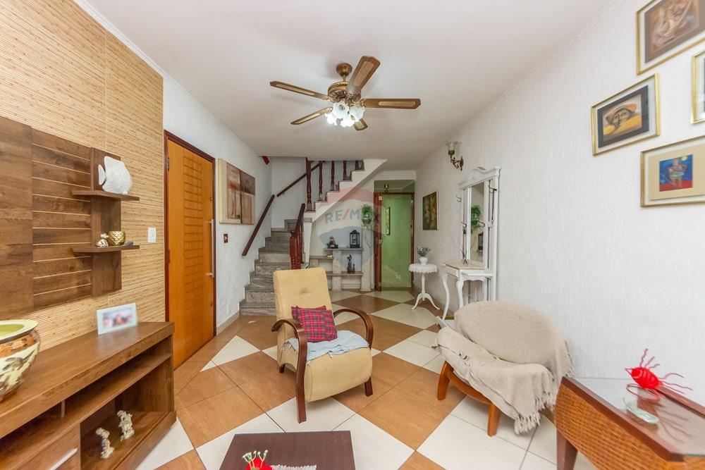 Casa, 4 quartos, 154 m² - Foto 1
