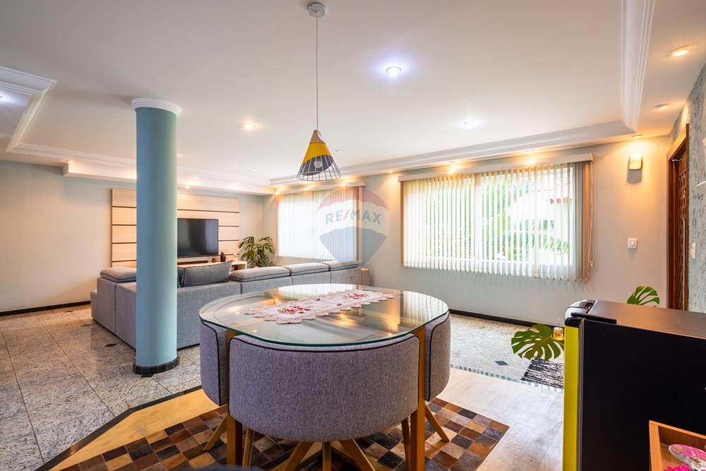 Casa, 3 quartos, 328 m² - Foto 20