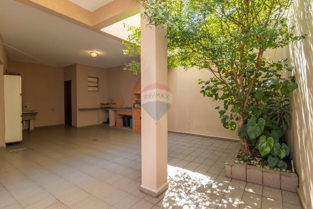 Casa, 3 quartos, 228 m² - Foto 35