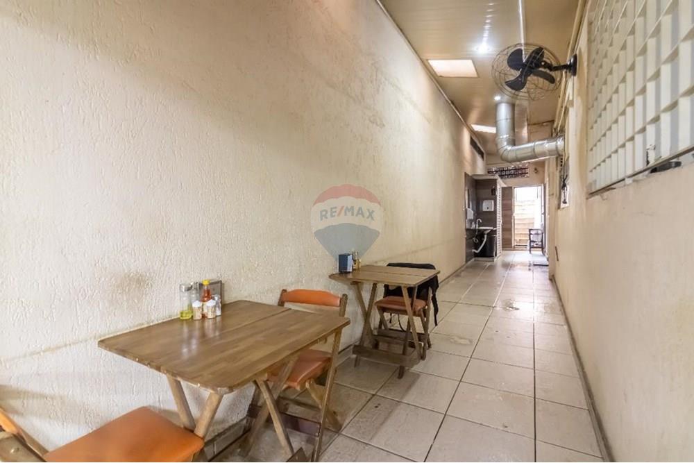 Casa, 3 quartos, 300 m² - Foto 35