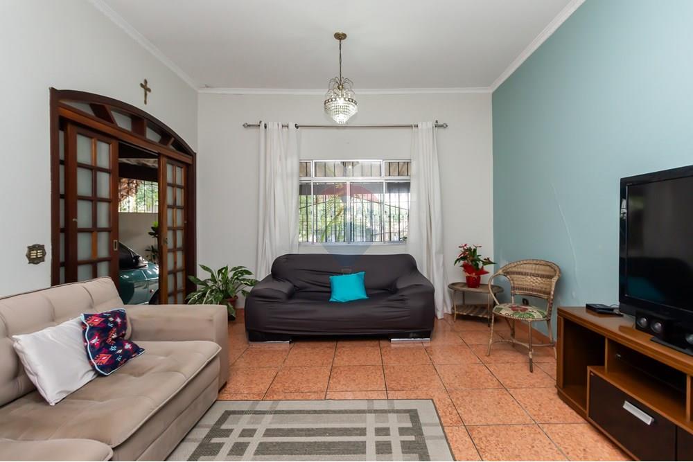 Casa, 3 quartos, 195 m² - Foto 1