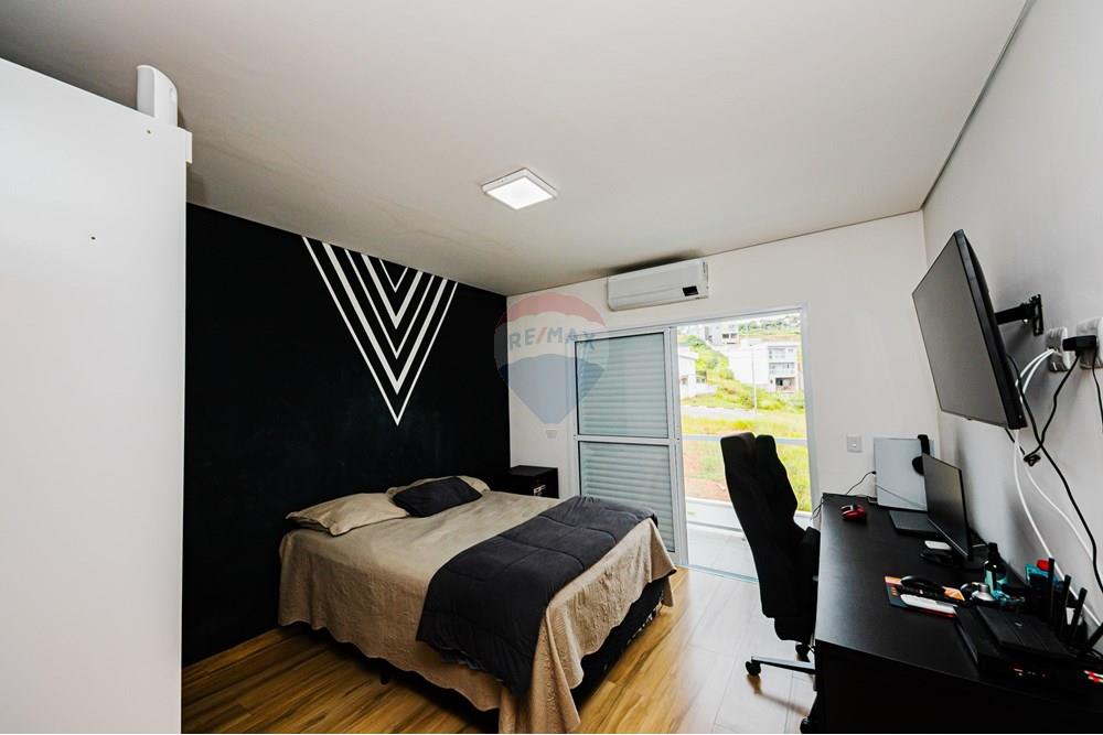 Casa, 3 quartos, 189 m² - Foto 35