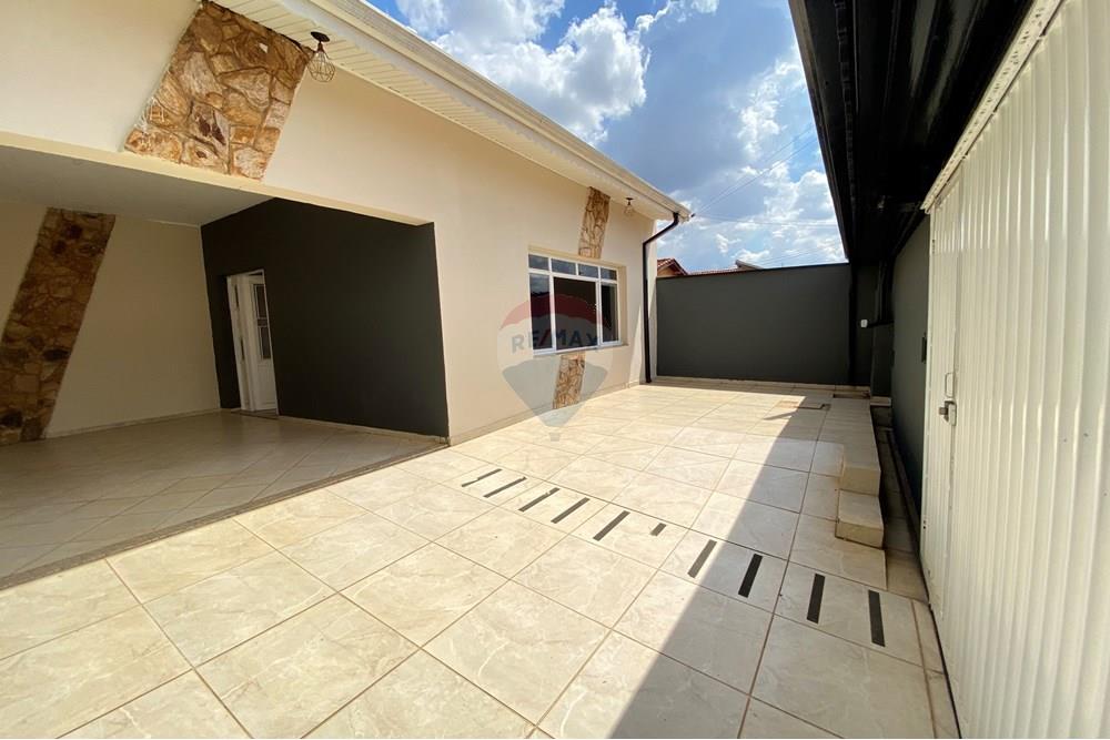 Casa, 3 quartos, 257 m² - Foto 3