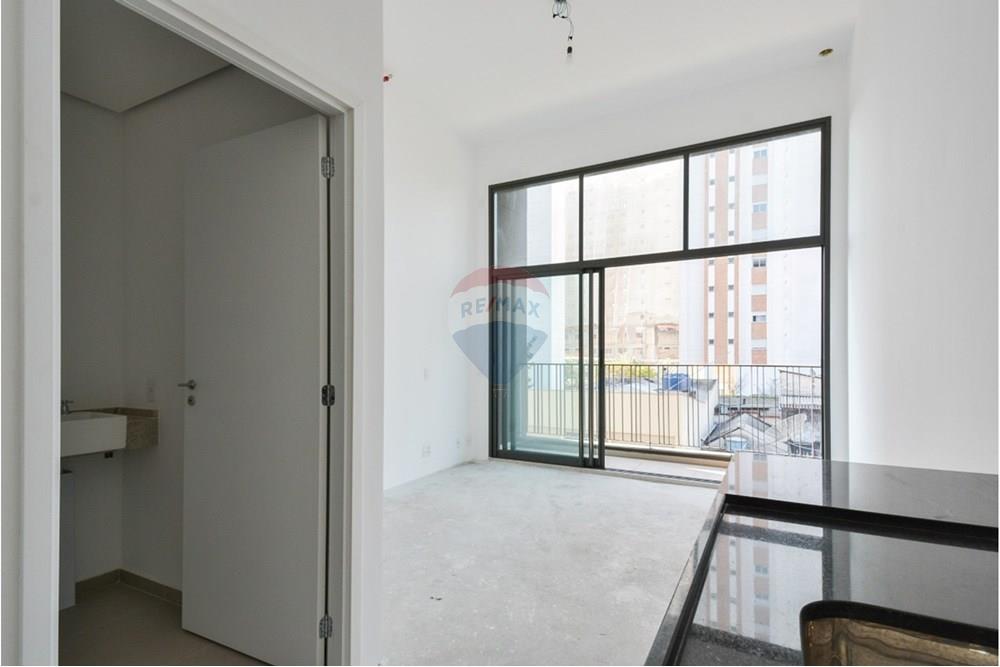 Apartamento, 1 quarto, 27 m² - Foto 2