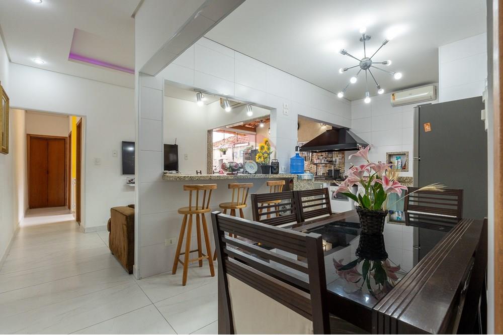 Casa, 3 quartos, 190 m² - Foto 3