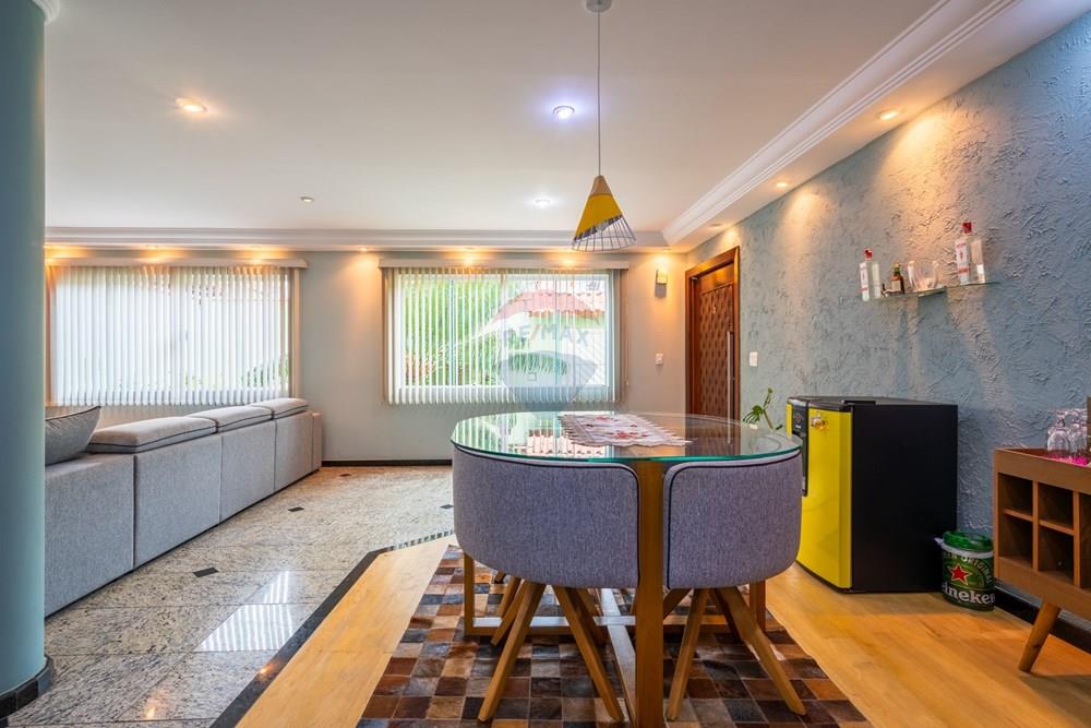 Casa, 3 quartos, 328 m² - Foto 16