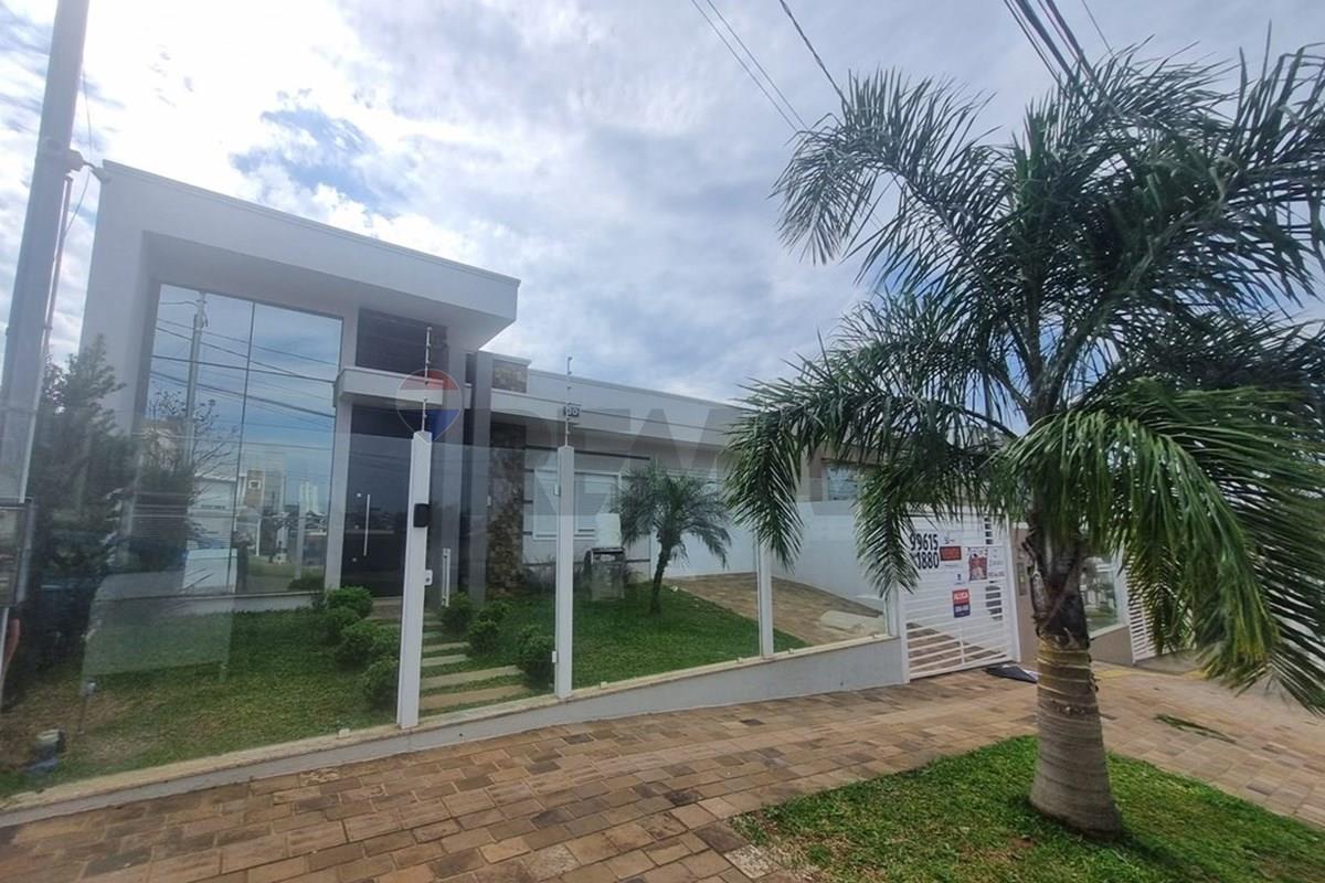 CASA 03 DORMITÓRIOS — foto 1
