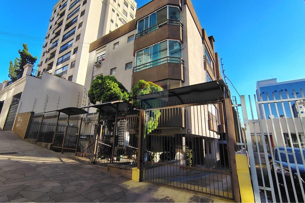 "Apê Reformado 3 Quartos em Centro de Passo Fundo" — foto 1