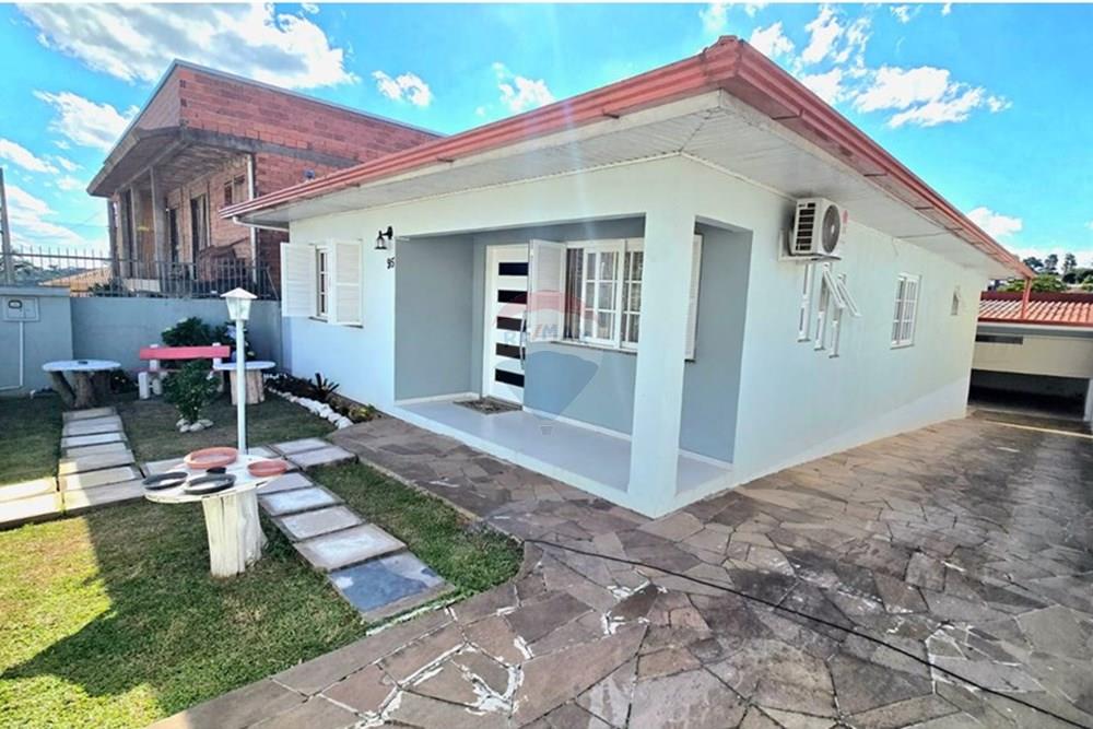 Casa na São Cristovão - 3 quartos - semimobiliada — foto 1
