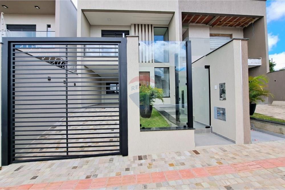 Sobrado à Venda, 3 Dormitórios; Bairro Berthier; Passo Fundo/RS — foto 1