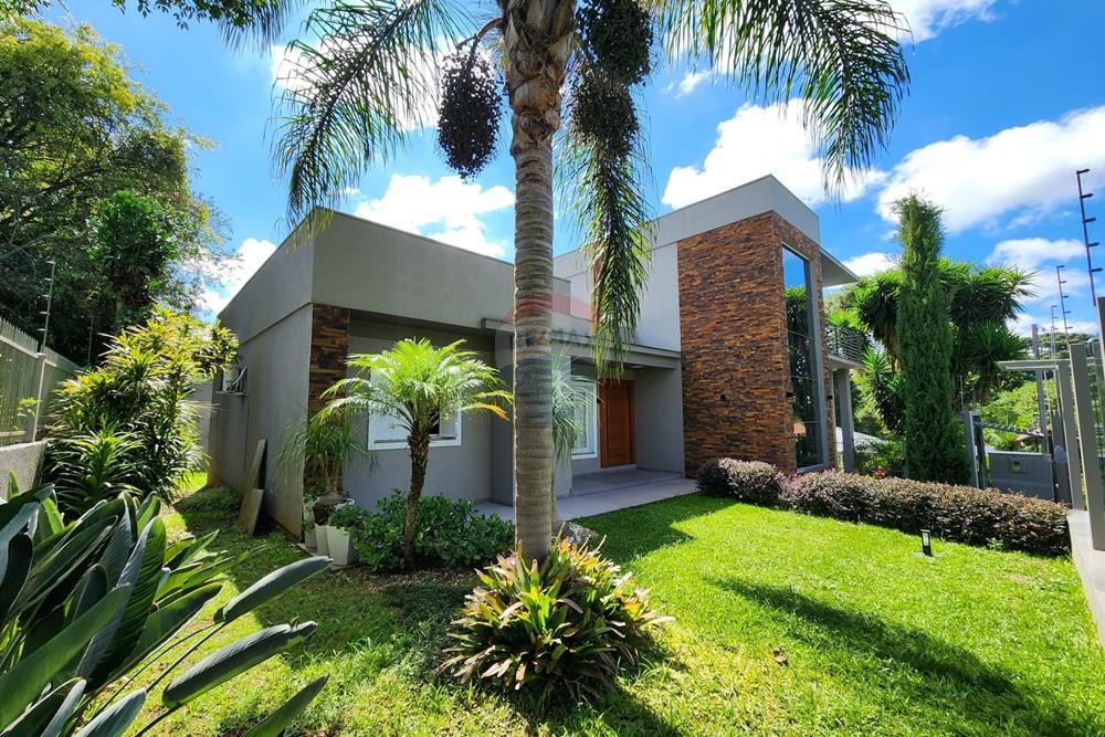 Casa Alto Padrão com 5 Dormitórios à venda, Passo Fundo/RS — foto 1