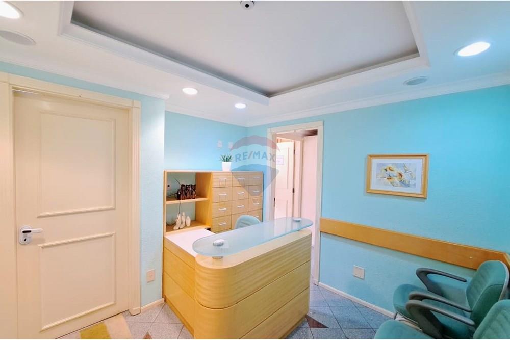 Sala Comercial à Venda, Semi-mobiliada, Edifício Montparnasse, no Centro de Passo Fundo/RS! — foto 1