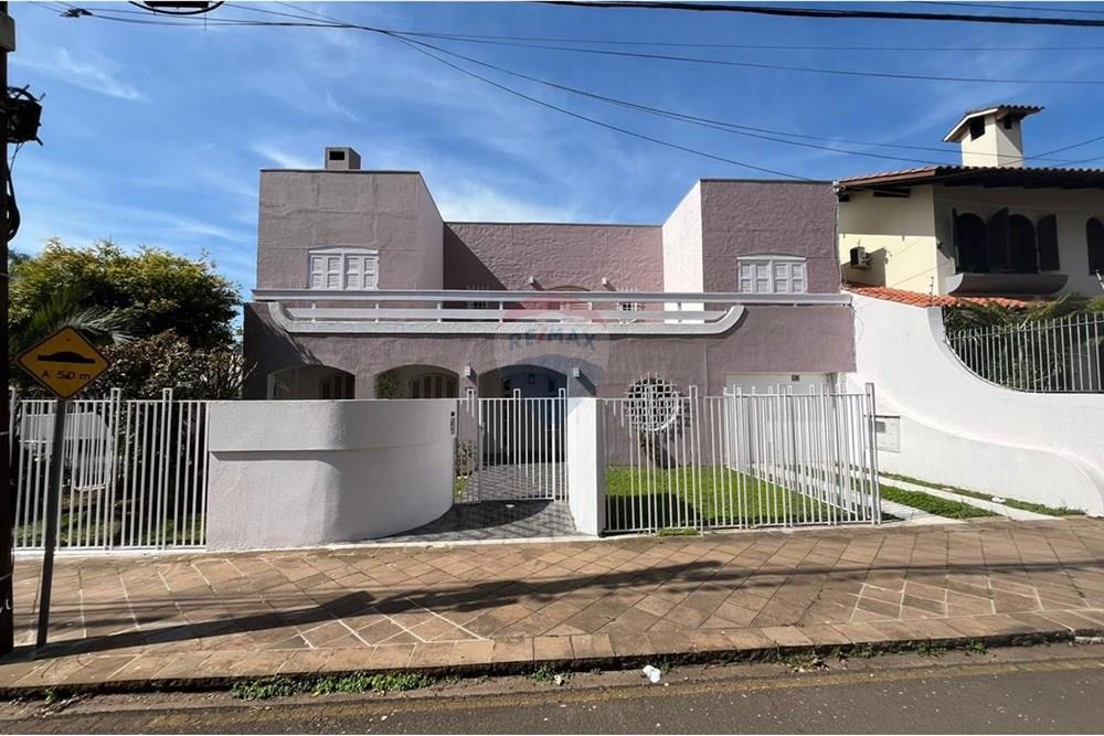 Aproveite Esta Casa dos Sonhos em Passo Fundo! — foto 1
