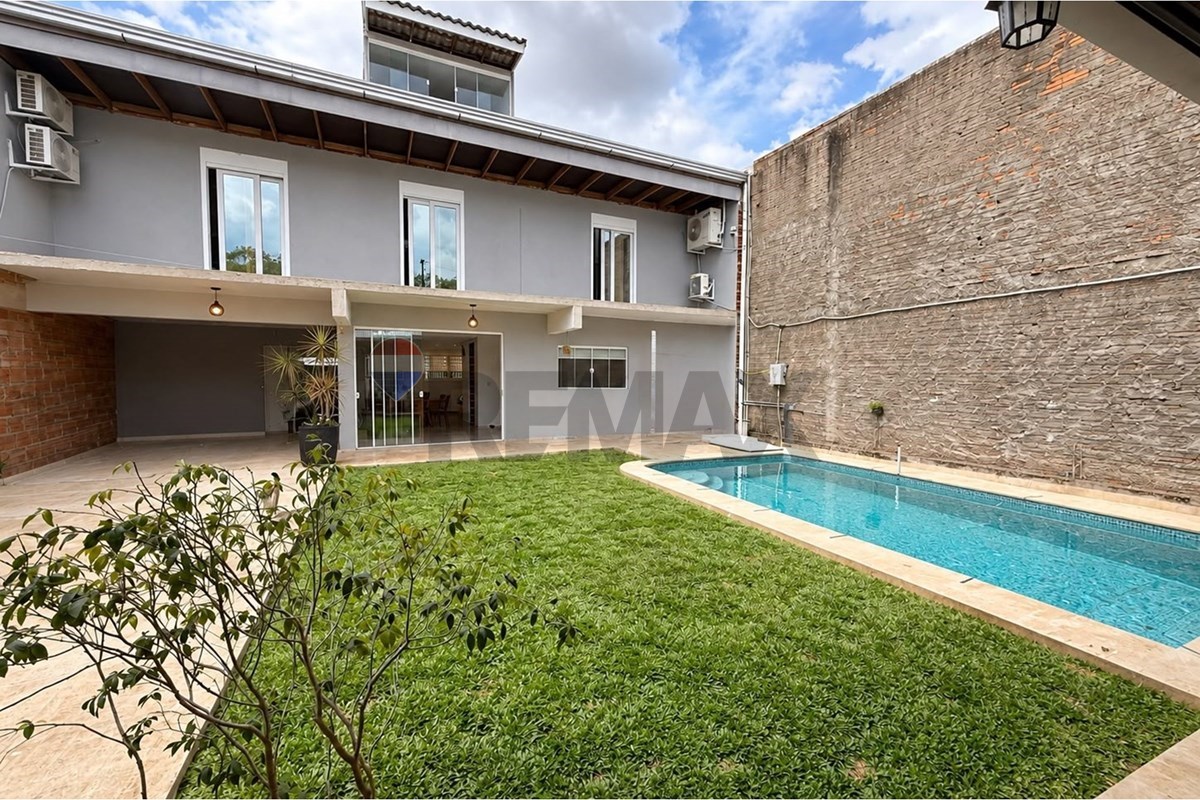 Casa nova com piscina e mais de 400m² no Boqueirão — foto 1