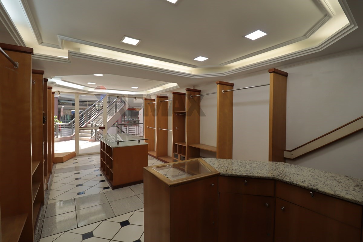 Loja Comercial à Venda no Plaza Shopping em Passo Fundo, uma excelente OPORTUNIDADE para investir ou empreender — foto 1