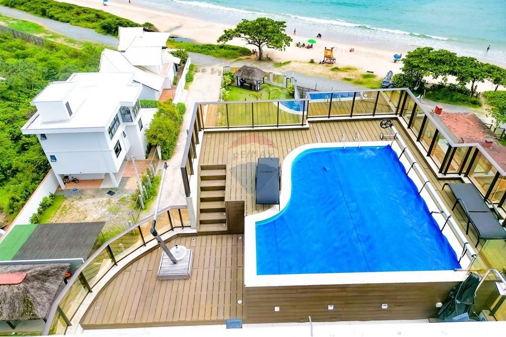 APARTAMENTO DUPLEX VISTA MAR COM 4 SUÍTES - MOBILIADO E EQUIPADO EM PENHA/SC — foto 1