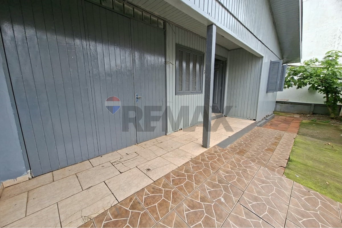 CASA VERA CRUZ ENTRADA COMPRATILHADA COM A CASA DA FRENTE — foto 1