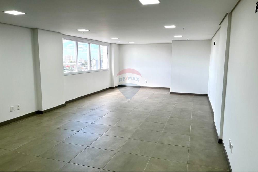 Sala Comercial no Titanium Tower, Passo Fundo — foto 1