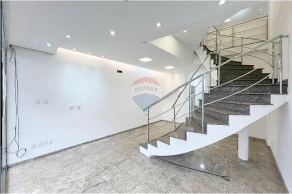 Loja Comercial: Centro de Passo Fundo, 140m² — foto 1