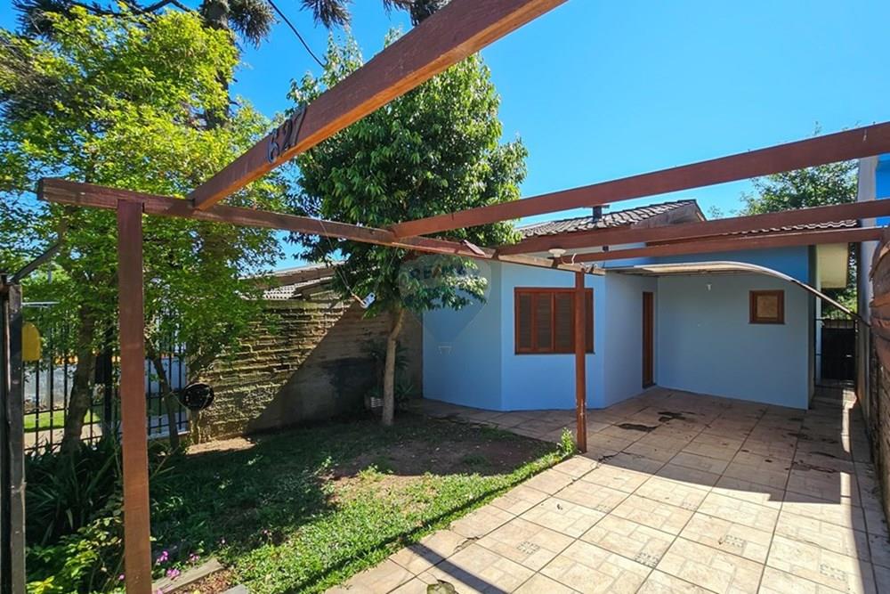 Casa 3 Dormitórios à Venda, Bairro Santa Marta, Passo Fundo — foto 1