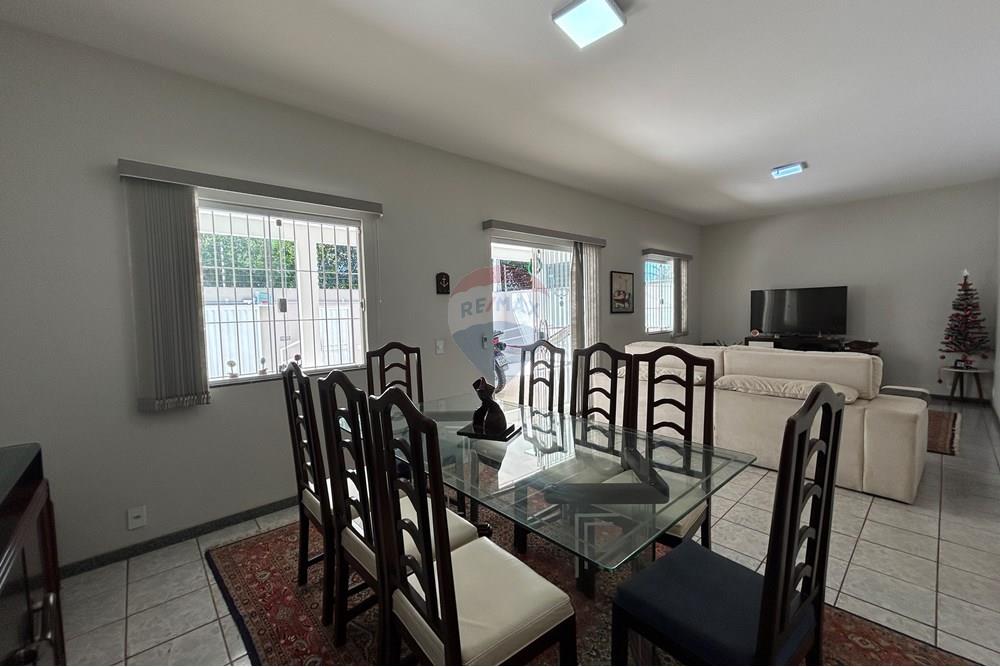 Casa, 3 quartos, 231 m² - Foto 8