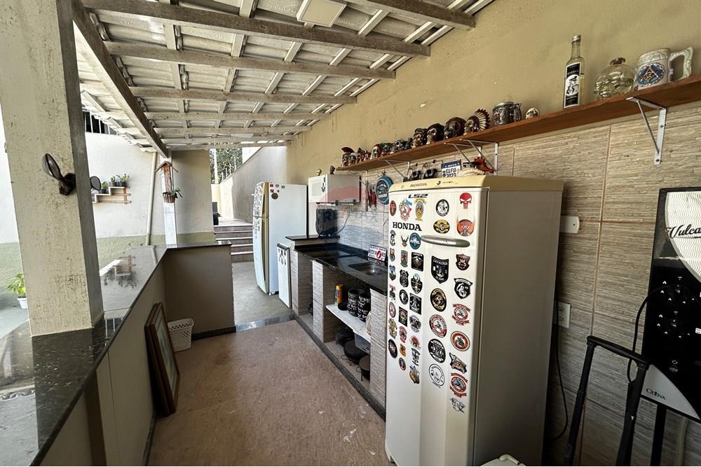 Casa, 3 quartos, 231 m² - Foto 35