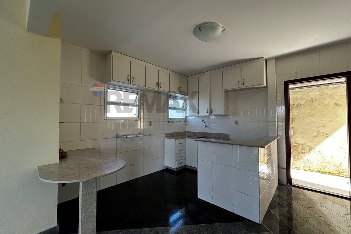 Casa, 5 quartos, 350 m² - Foto 40