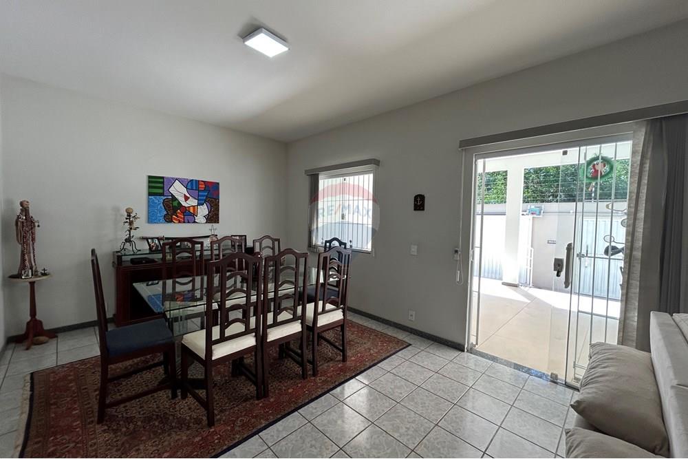 Casa, 3 quartos, 231 m² - Foto 9