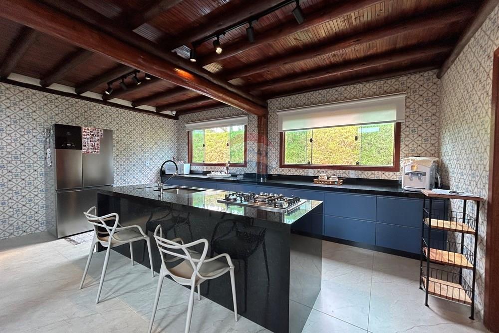 Casa, 4 quartos, 320 m² - Foto 35